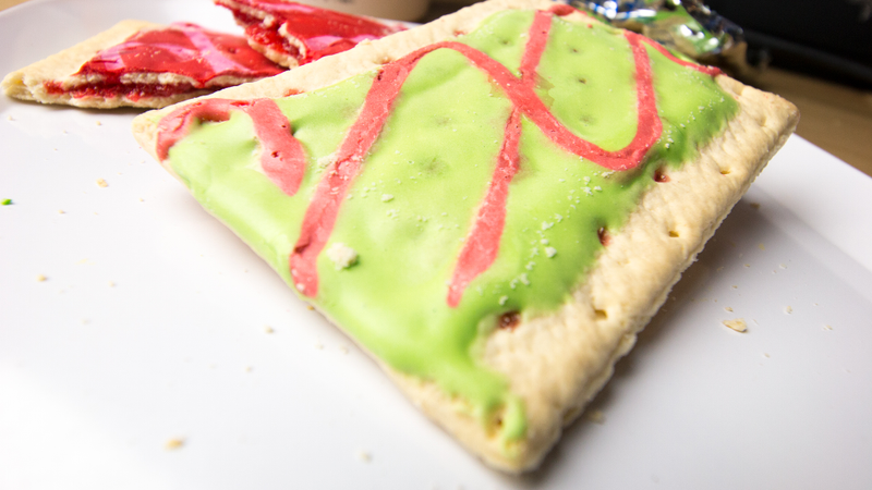Illustration for article titled Snacktaku Eats Jolly Rancher Pop-Tarts, Feels Betrayed